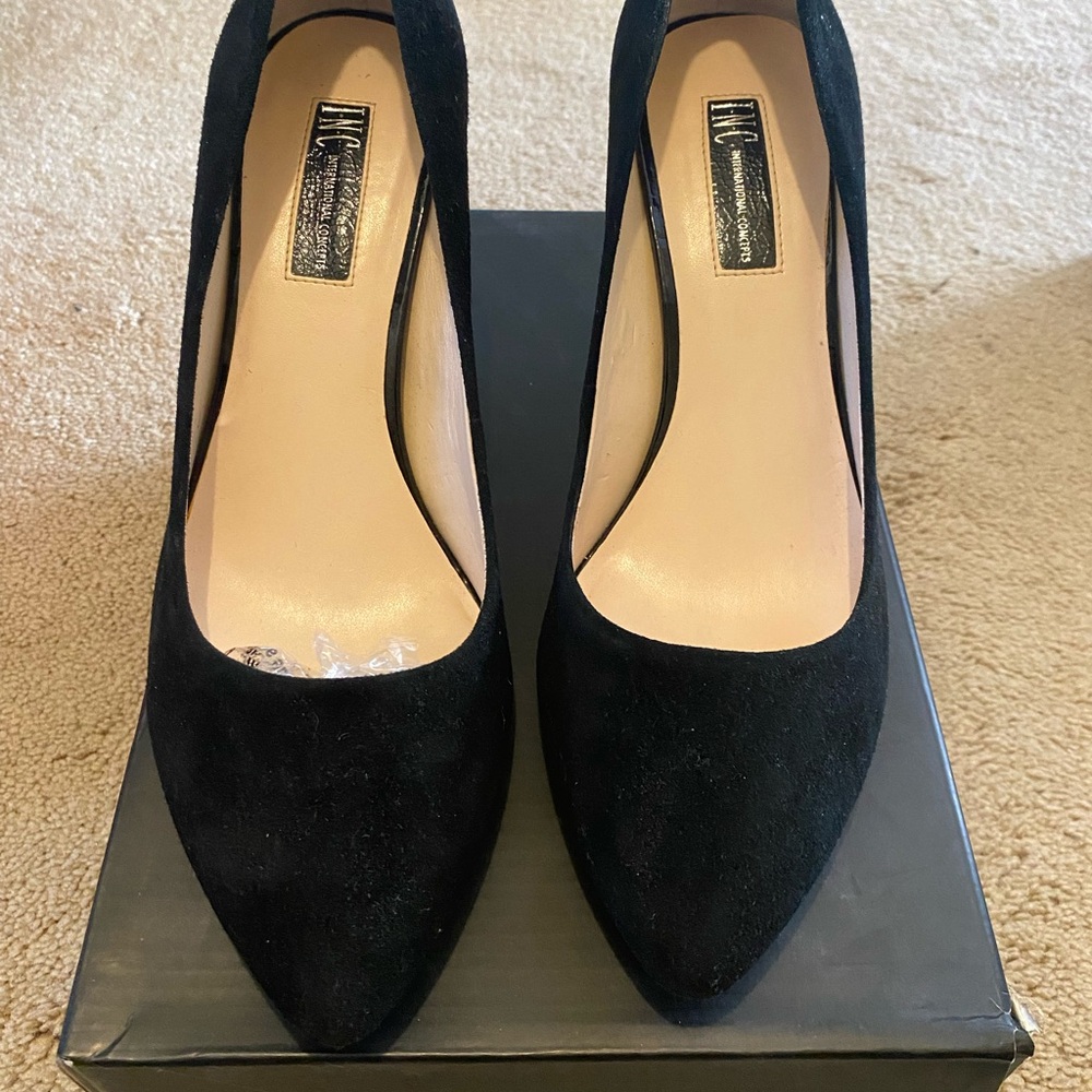 Black Suede Pumps- size 10